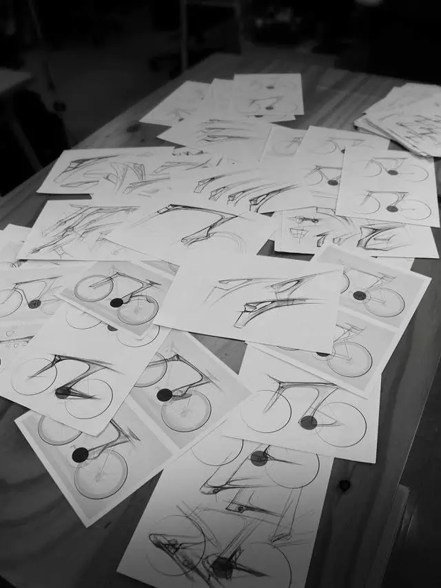 “致敬工業(yè)設(shè)計師”——(草圖、效果圖、手板、生產(chǎn))設(shè)計過程展示(圖1)